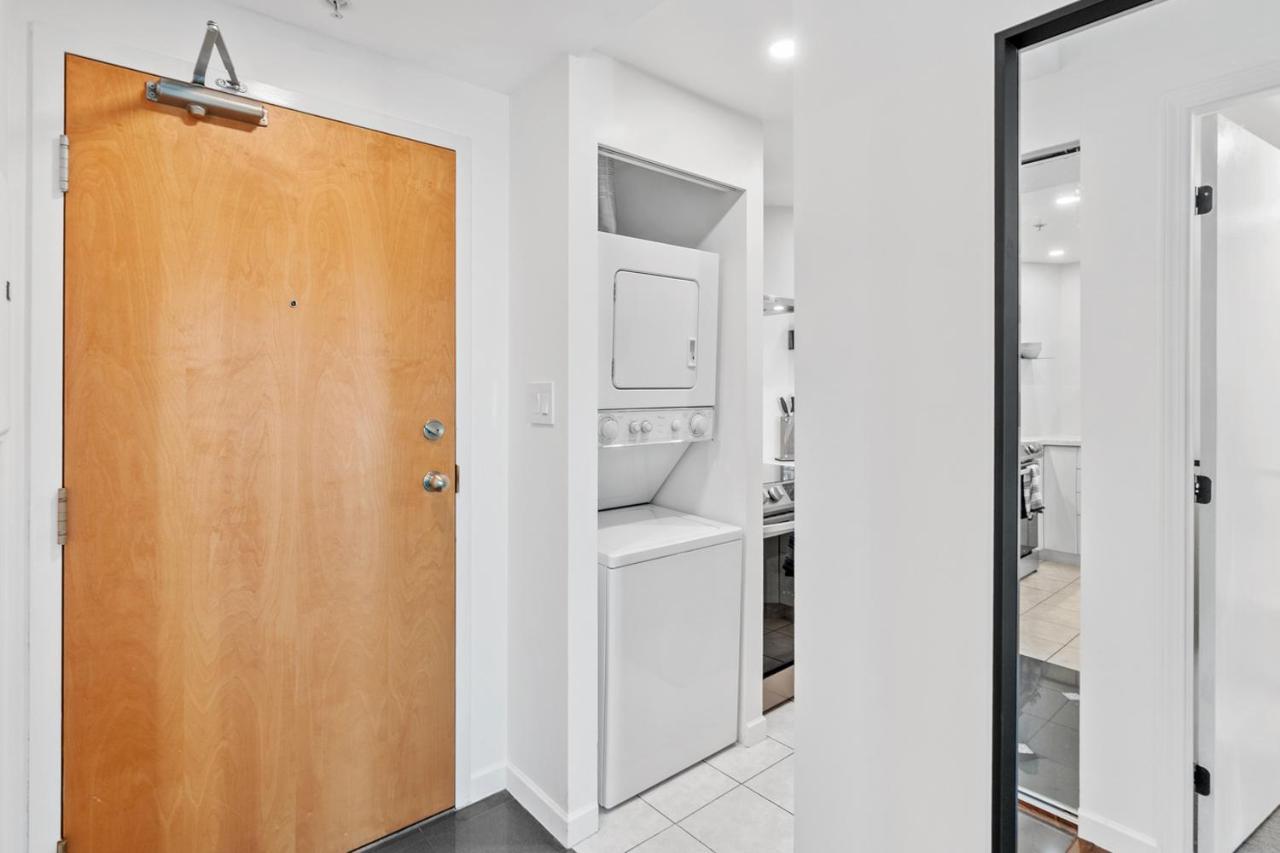 Apartamento Downtown Luxury 1Br Coal Harbour Vancouver Exterior foto