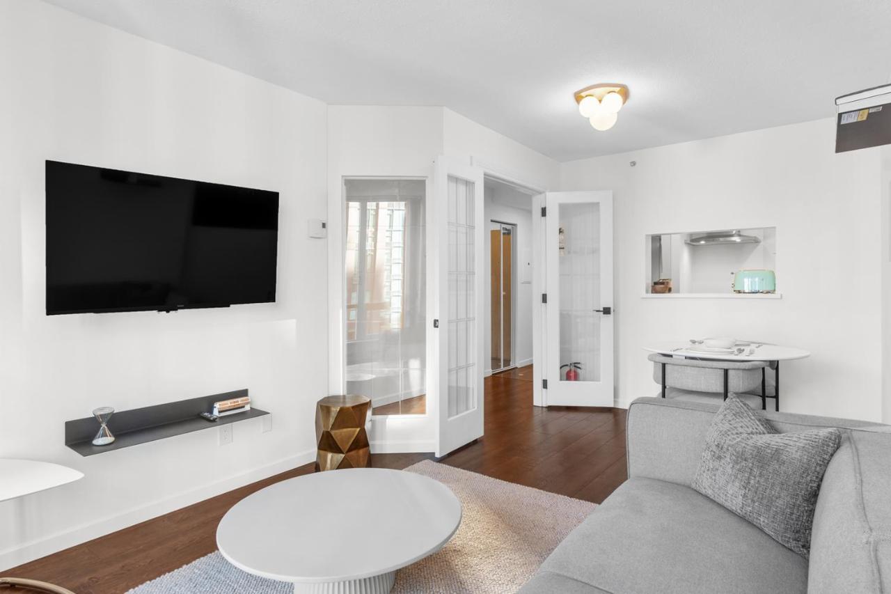 Apartamento Downtown Luxury 1Br Coal Harbour Vancouver Exterior foto