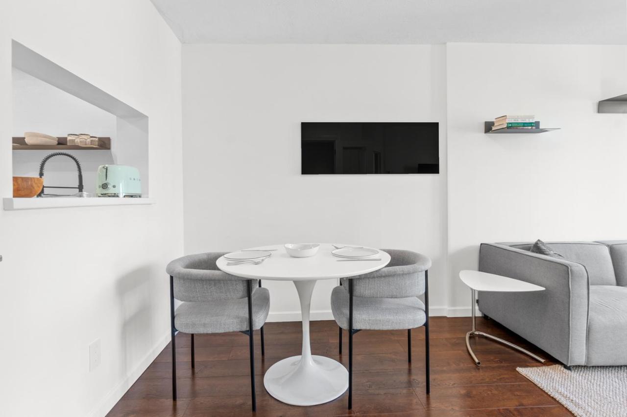 Apartamento Downtown Luxury 1Br Coal Harbour Vancouver Exterior foto