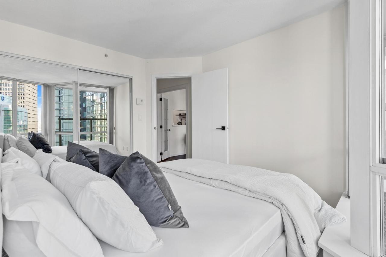 Apartamento Downtown Luxury 1Br Coal Harbour Vancouver Exterior foto