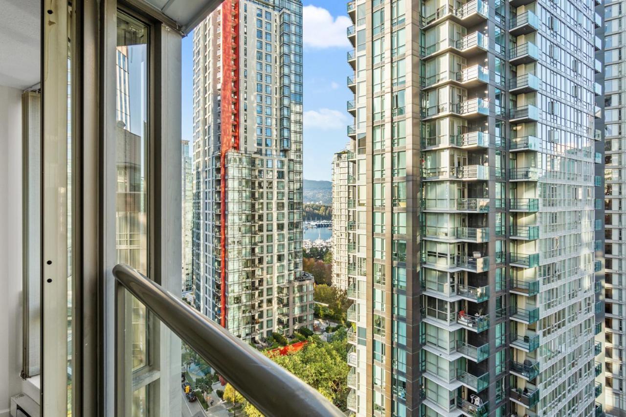 Apartamento Downtown Luxury 1Br Coal Harbour Vancouver Exterior foto